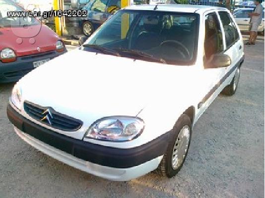 PoulaTo: CITROEN SAXO '02