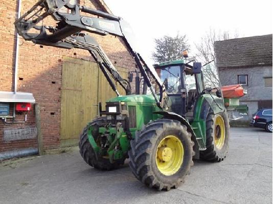 2005 John Deere 6910