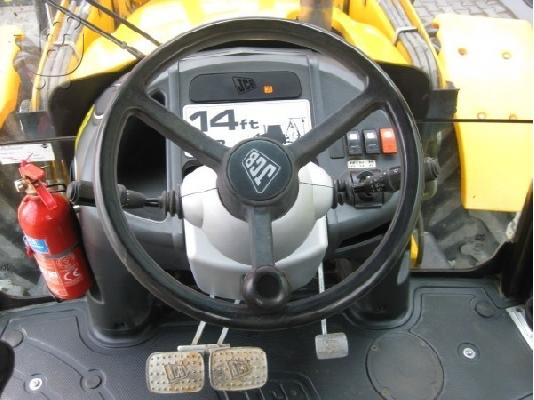 PoulaTo: 2007 JCB 4CX Super PC