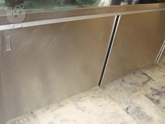 PoulaTo: Πάγκος εργασίας INOX κλειστός