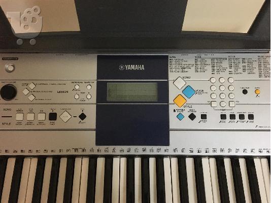 Yamaha PSR-E323