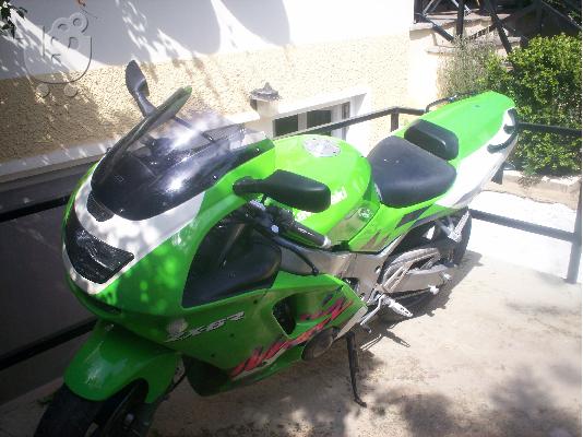 KAWASAKI Ninja ZX-6R 