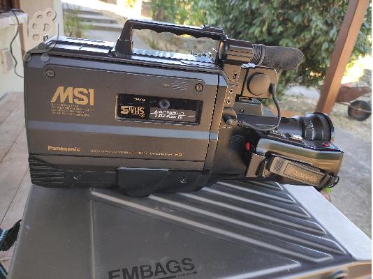 Βιντεοκάμερα Panasonic MS1 με μπαταρία και βαλιτσάκι