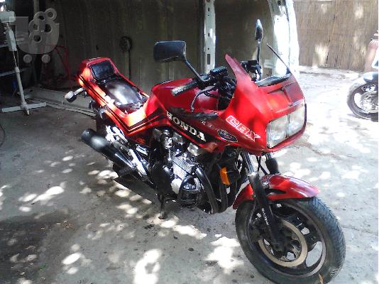 PoulaTo: HONDA CBX 750 F '83