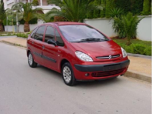 PoulaTo: Citroen Xsara Picasso '00