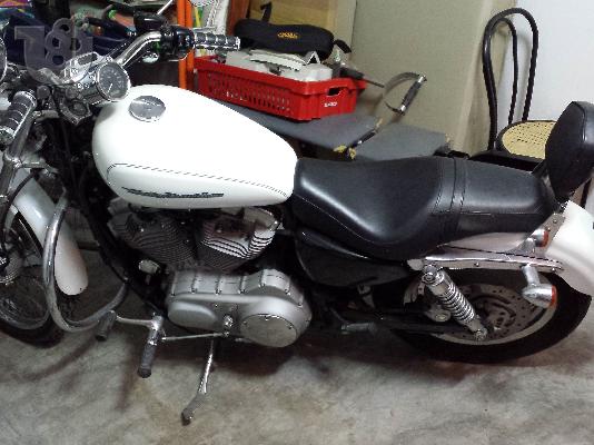 PoulaTo: HARLEY DAVIDSON XL 883 C Sportster; 883 Customer '06