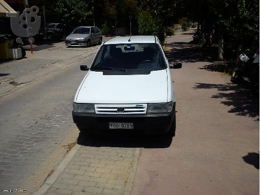 PoulaTo: FIAT UNO '92