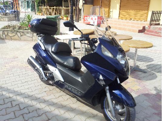 PoulaTo: HONDA Silver Wing '06