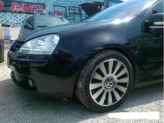 PoulaTo: VW GOLF '12