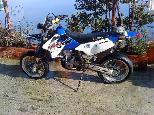 PoulaTo: SUZUKI DR 400 S, 500 S '04