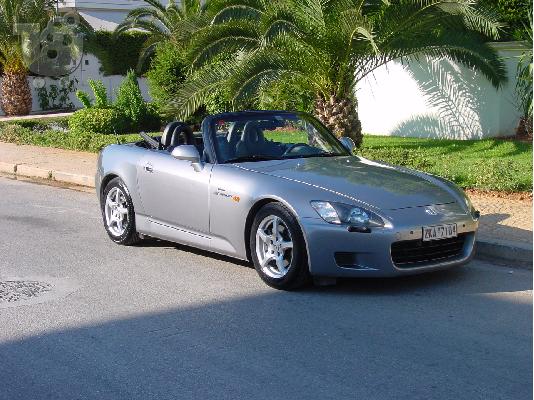 PoulaTo: Honda S 2000 '01