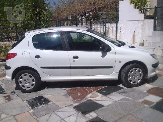 PEUGEOT 206 