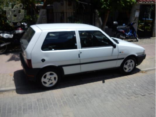 FIAT UNO 