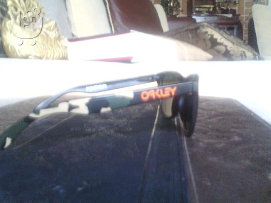 PoulaTo: Πωλούνται γυαλιά ηλείου Oakley Frogskins