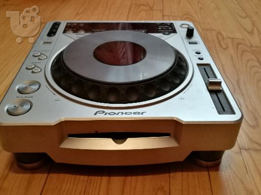 Pioneer CDJ800 Mk2