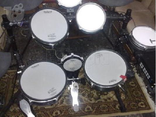 PoulaTo: Drums ηλεκτρονικά