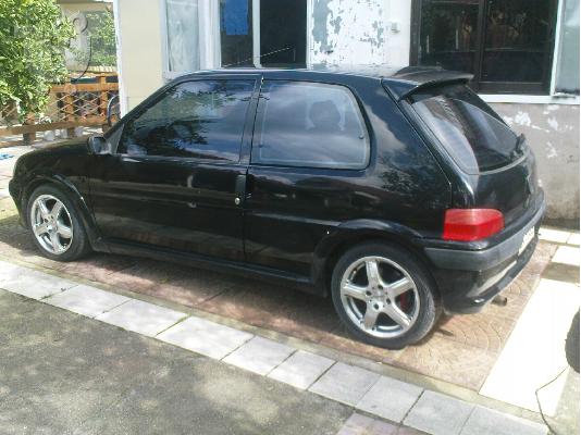 PEUGEOT 106 