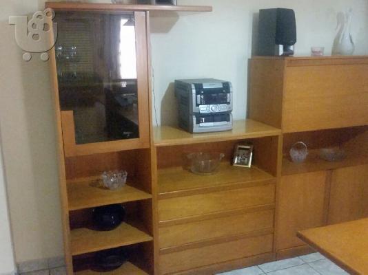 PoulaTo: 400 € Όλα