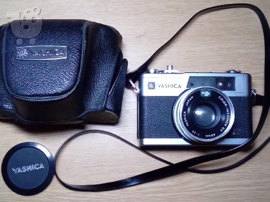 PoulaTo: Πωλείται συλλεκτική αυθεντική μηχανή YASHICA ELECTRO 35GX κ αυθεντική θήκη. Πληρως λειτουργική.