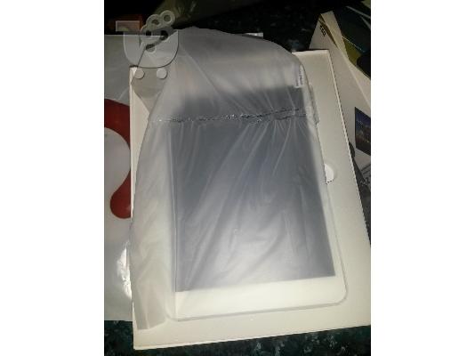 PoulaTo: zte s8q white