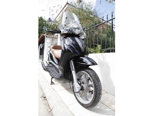 PoulaTo: PIAGGIO Beverly 500 '03