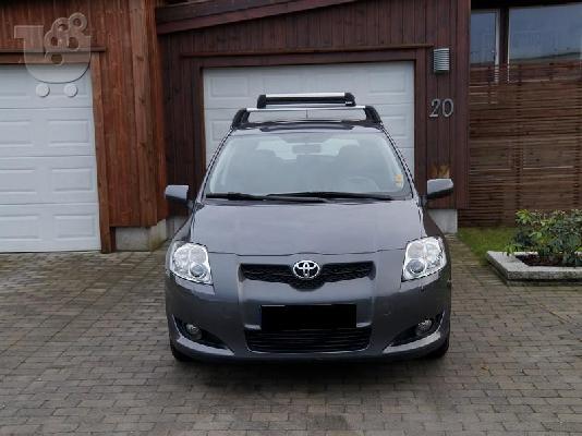 PoulaTo: TOYOTA AURIS '08