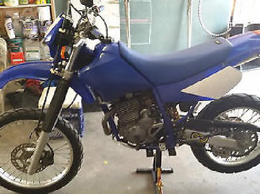 PoulaTo: YAMAHA TZR 250 '02