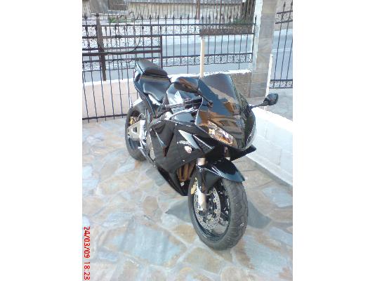 HONDA CBR 600 RR 