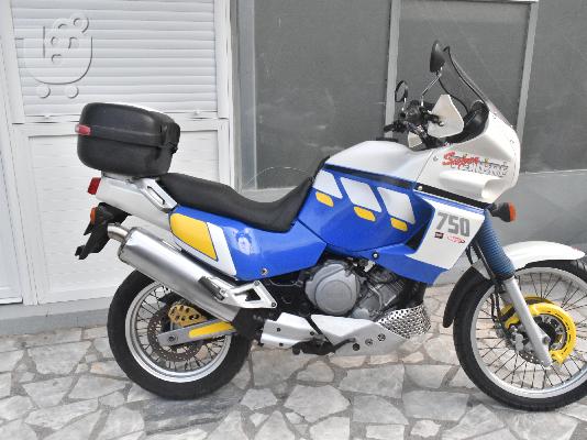 PoulaTo: YAMAHA XTZ 750 Super Ténéré '95