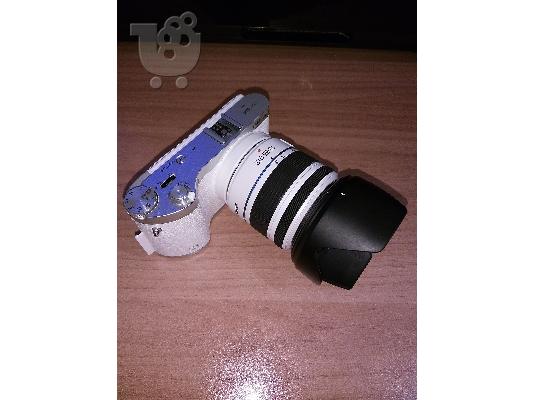 PoulaTo: Samsung NX300M