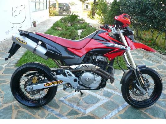 PoulaTo: YAMAHA XT 660 R '05