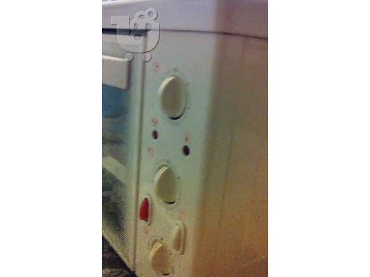Πολυ κουζινακι φουρνακι kenwood καινούργιο ευκαιρία λόγω μετακόμησης...