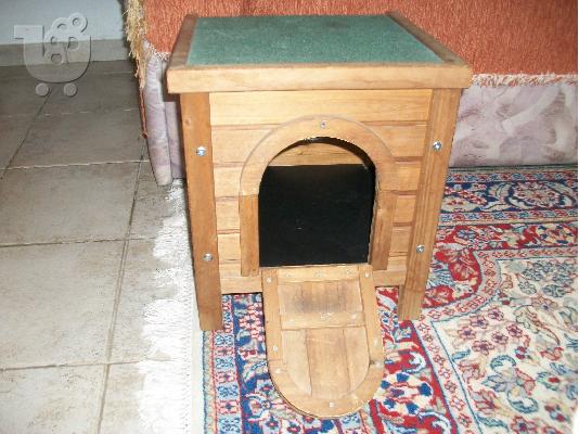 PoulaTo: σπιτάκι ξύλινο