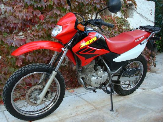 PoulaTo: HONDA XR 125 L '04