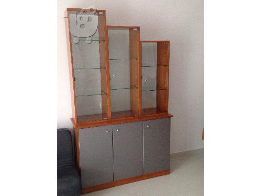 πωλούνται έπιπλα κομμωτηρίου