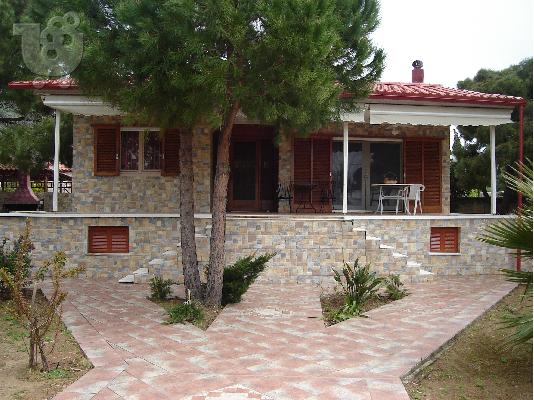 Εξοχικό Οικόπεδο με υπερυψωμένη κατοικία