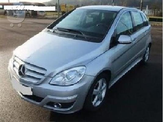 PoulaTo: MERCEDES B 170 '12