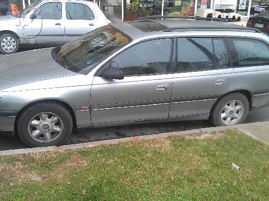 PoulaTo: OPEL OMEGA '96