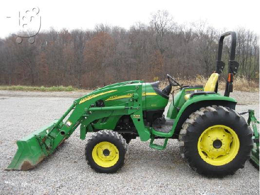 John Deere 4320